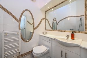 Annex Shower Room- click for photo gallery
